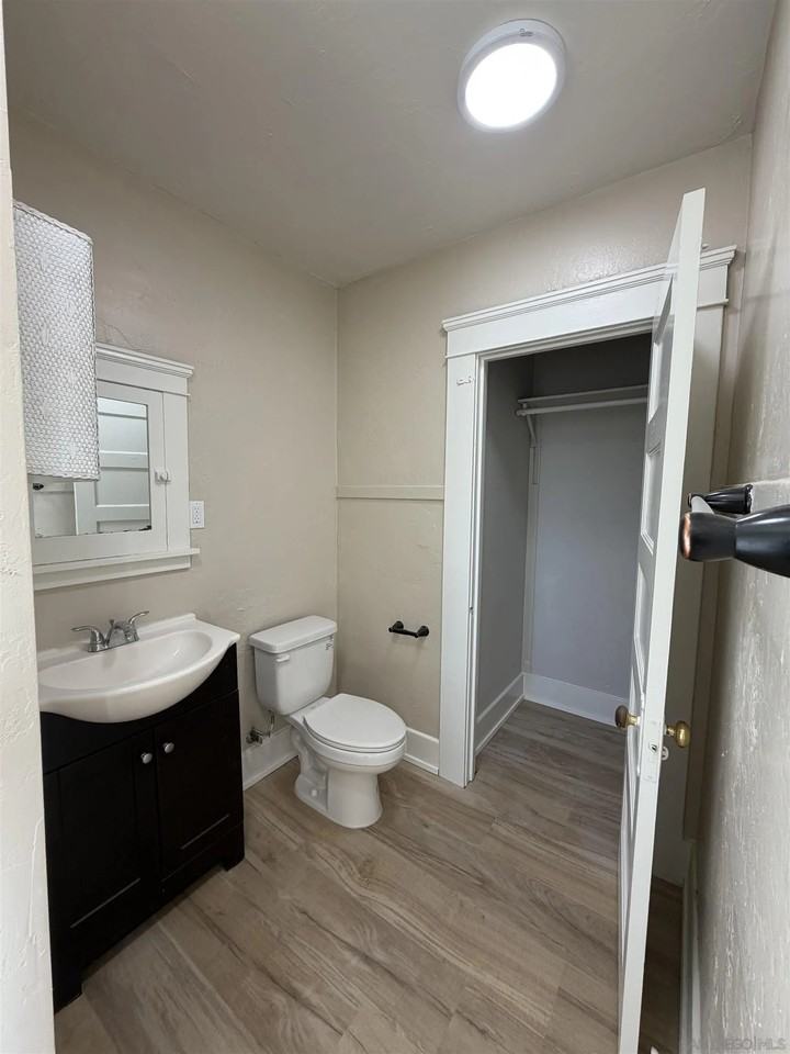 2473 Market St #2473-6 - Photo 7 of 10