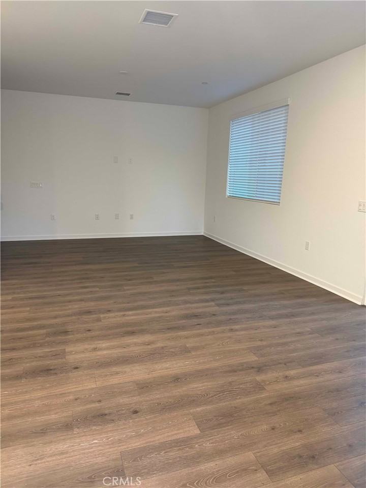 32879 Manhattan Ave #32879 - Photo 3 of 21