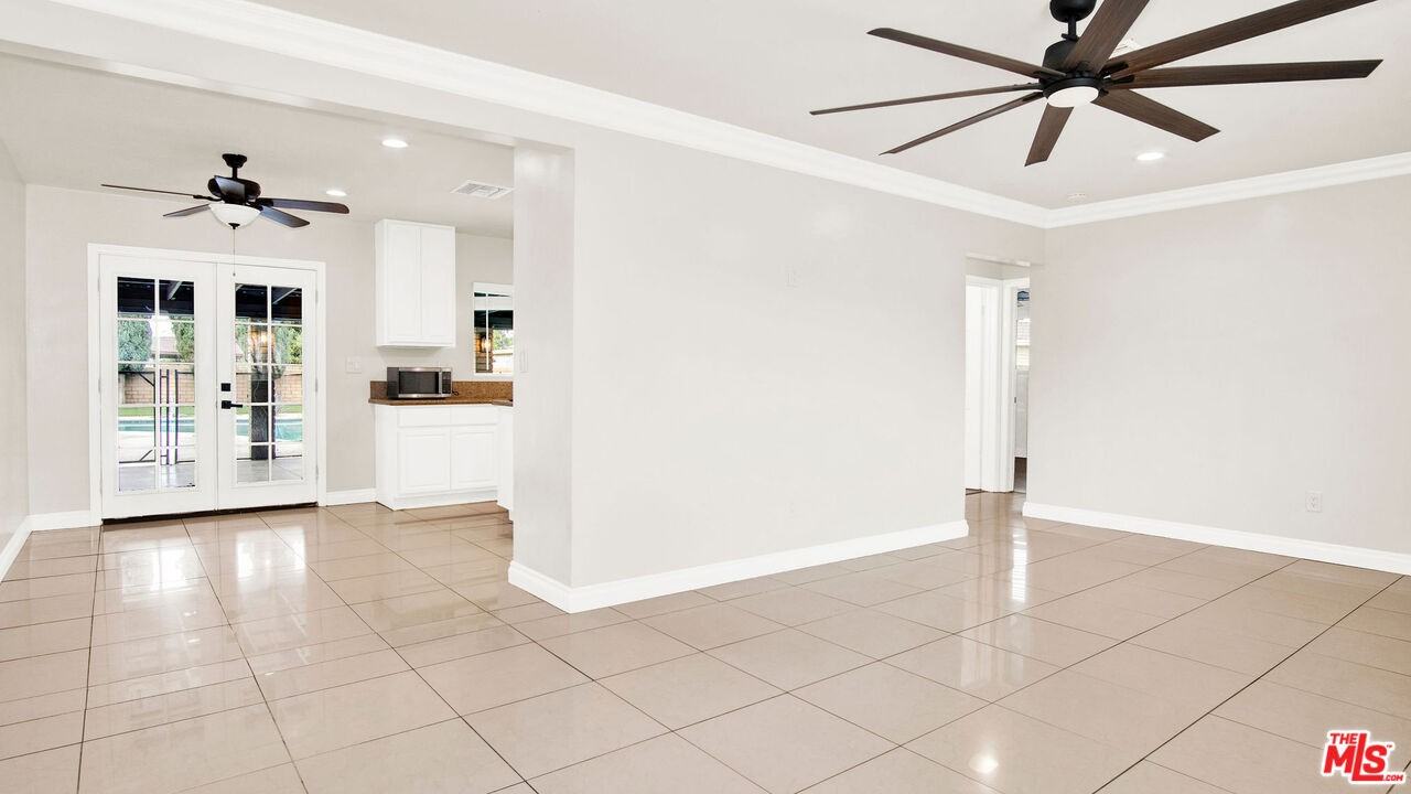 428 S Meridian Ave #428 - Photo 5 of 38