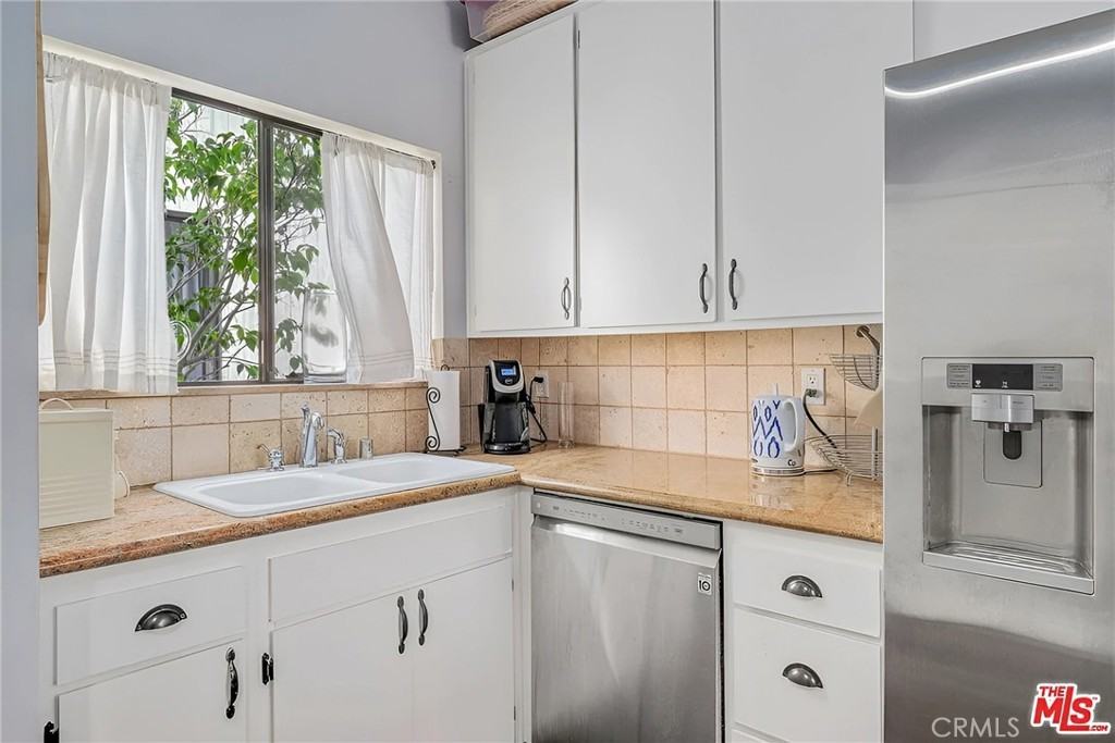 2500 Abbot Kinney Blvd #2500-3 - Photo 2 of 11