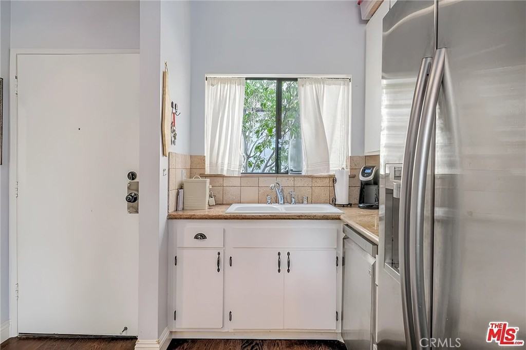 2500 Abbot Kinney Blvd #2500-3 - Photo 3 of 11