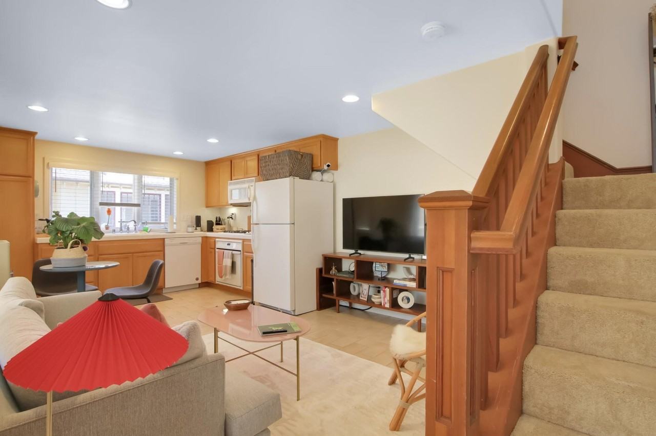 1434 Laguna St #1434B - Photo 7 of 11