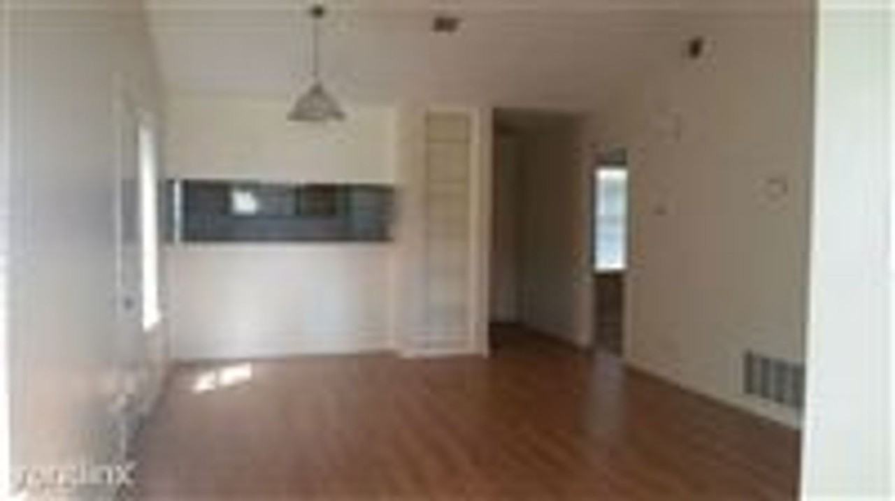 2529 Hickory Dr - Photo 4 of 5