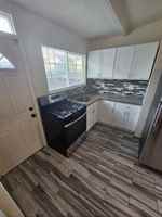 featured image of 1210 Newhall St