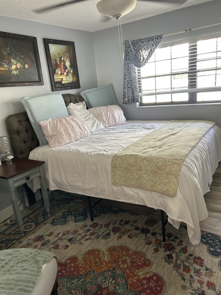 5582 Se 42nd Ct #NA - Photo 5 of 6