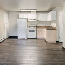 210 10th Ave E - Photo 1 of 1