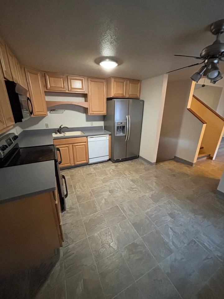 177 S Easy St - Photo 3 of 13