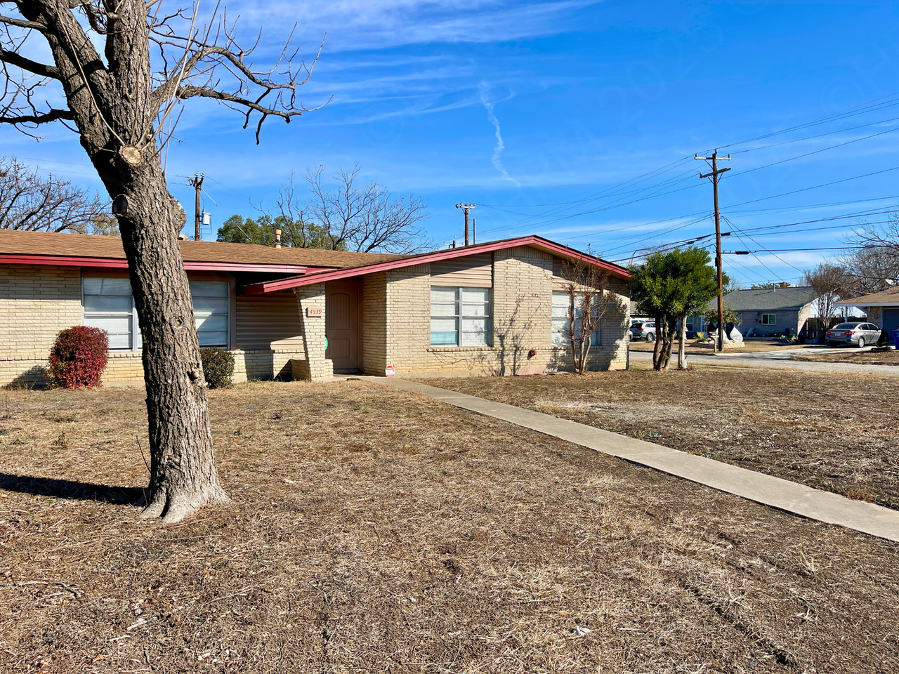 4539 Eisenhauer Rd - Photo 3 of 20