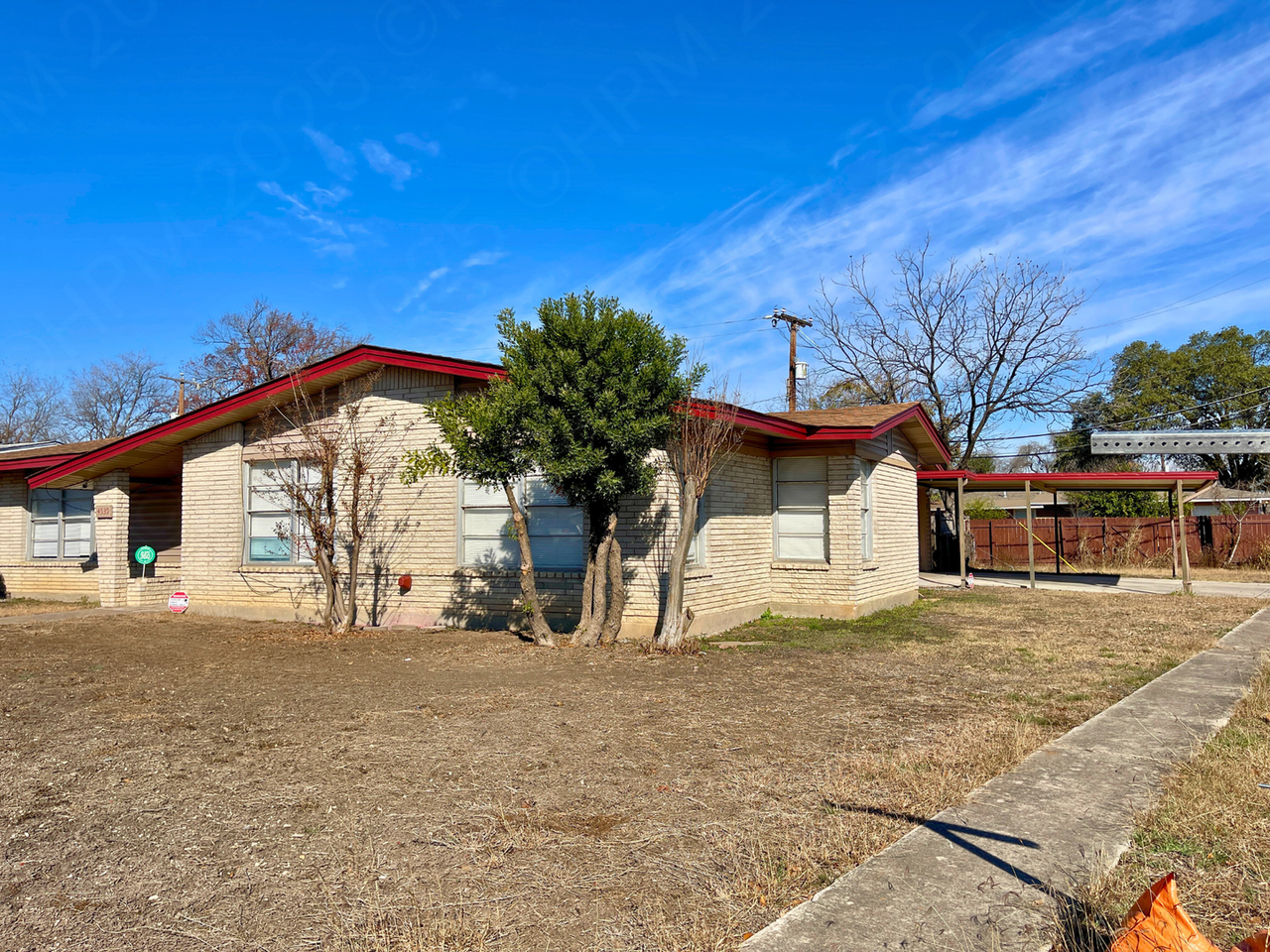 4539 Eisenhauer Rd - Photo 4 of 20