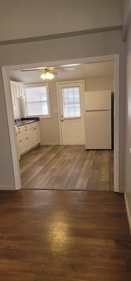 4217 Brown St #NA - Photo 6 of 12