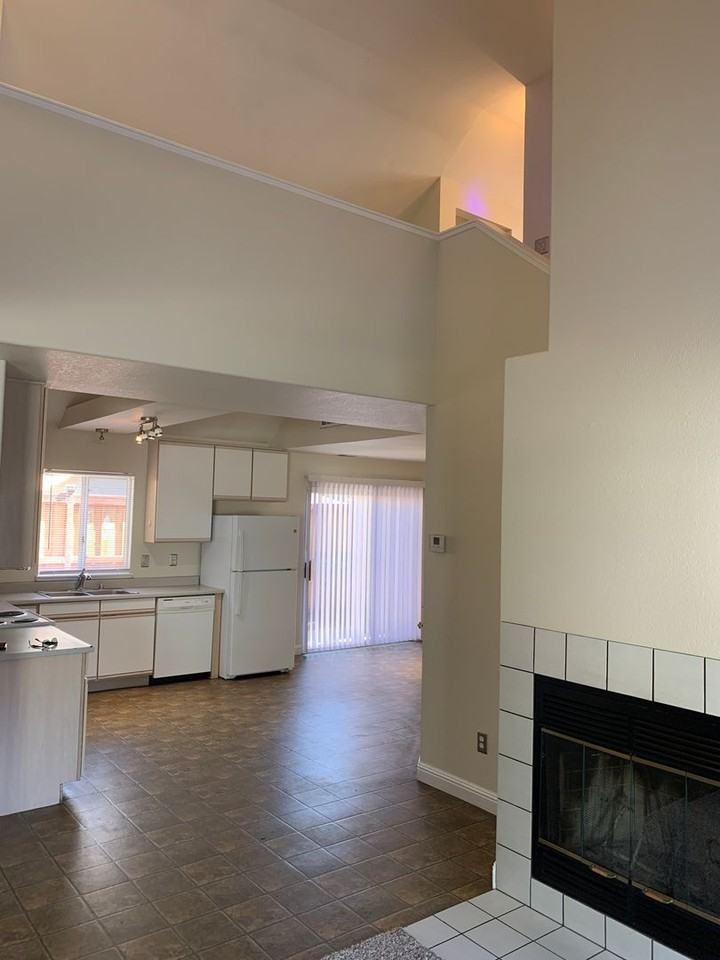 2751 Revere Ln - Photo 4 of 26