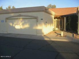 1423 N Oak St - Photo 1 of 1