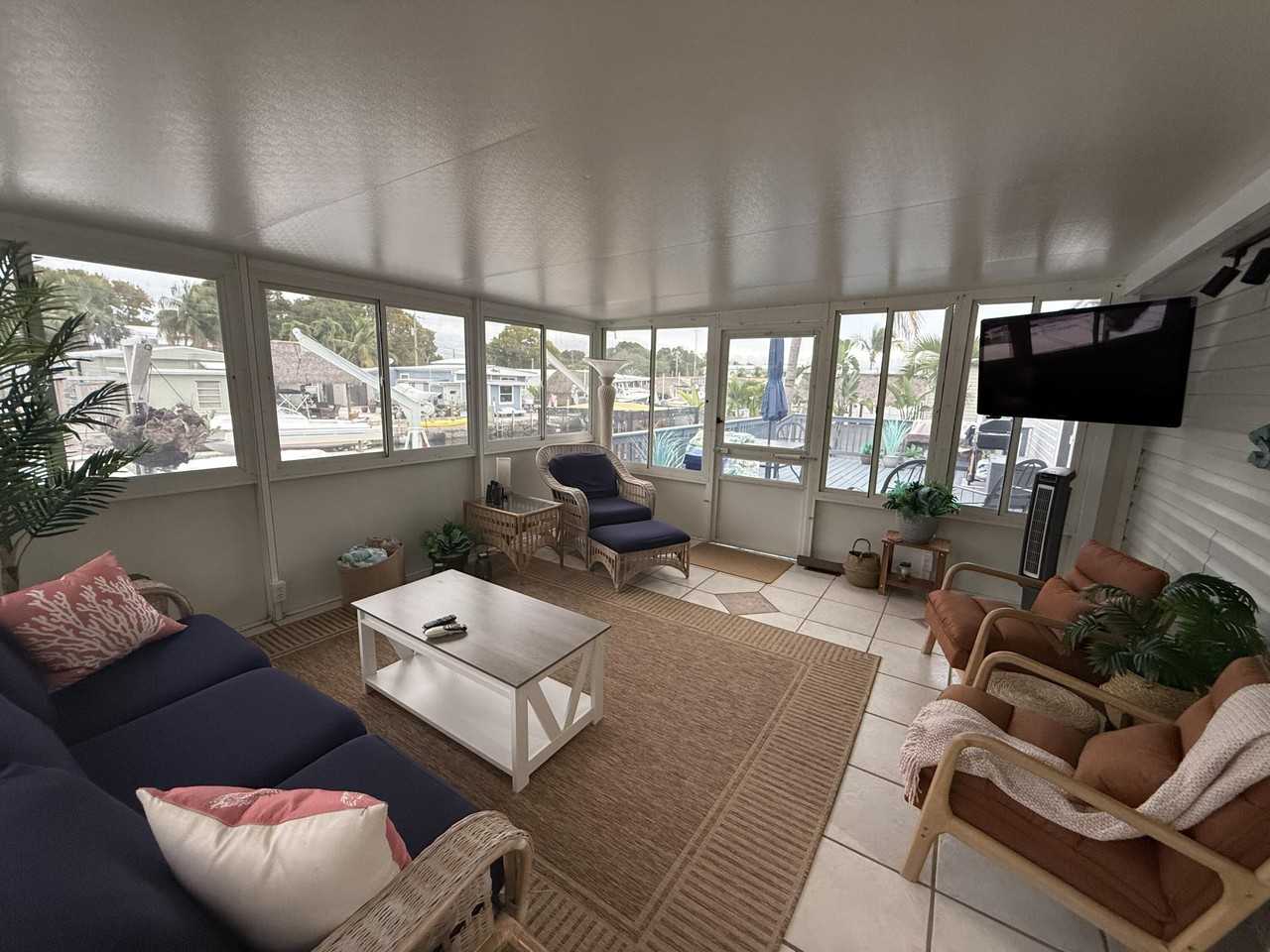 220 Taylor Dr #220 - Photo 6 of 23