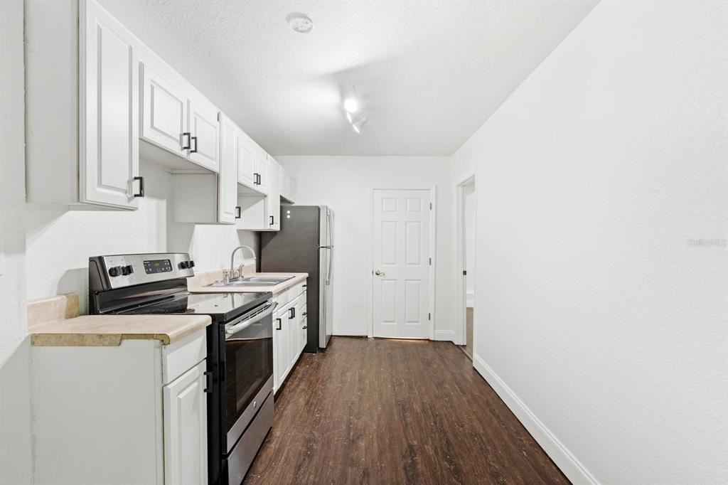 1918 S Fern Creek Ave #1918 - Photo 2 of 11