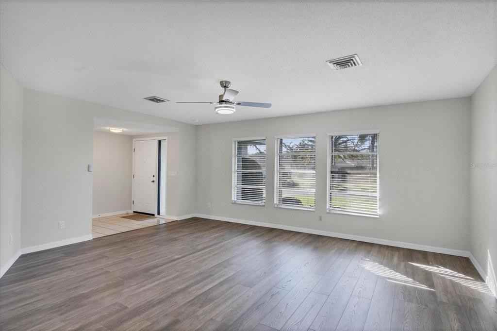 213 Giotto Dr #213 - Photo 2 of 27