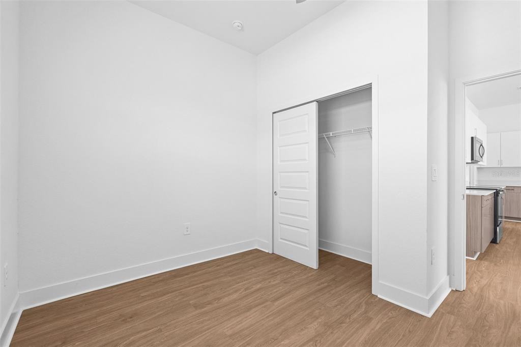 14413 Stellar Pl #14413 - Photo 4 of 44