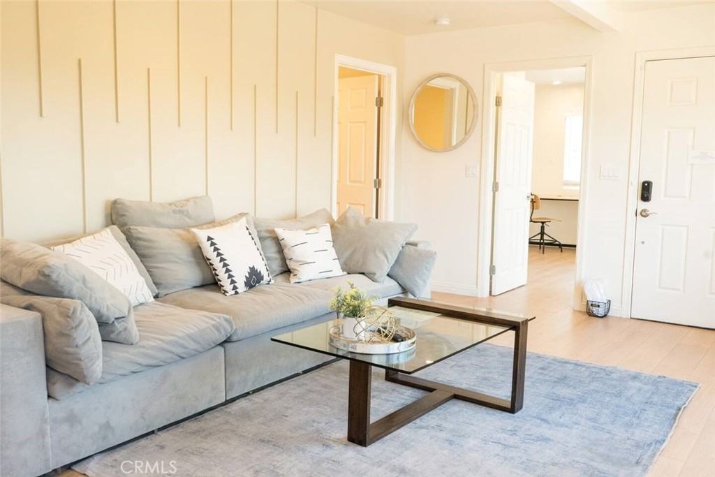 420 W Graves Ave #420B - Photo 5 of 12