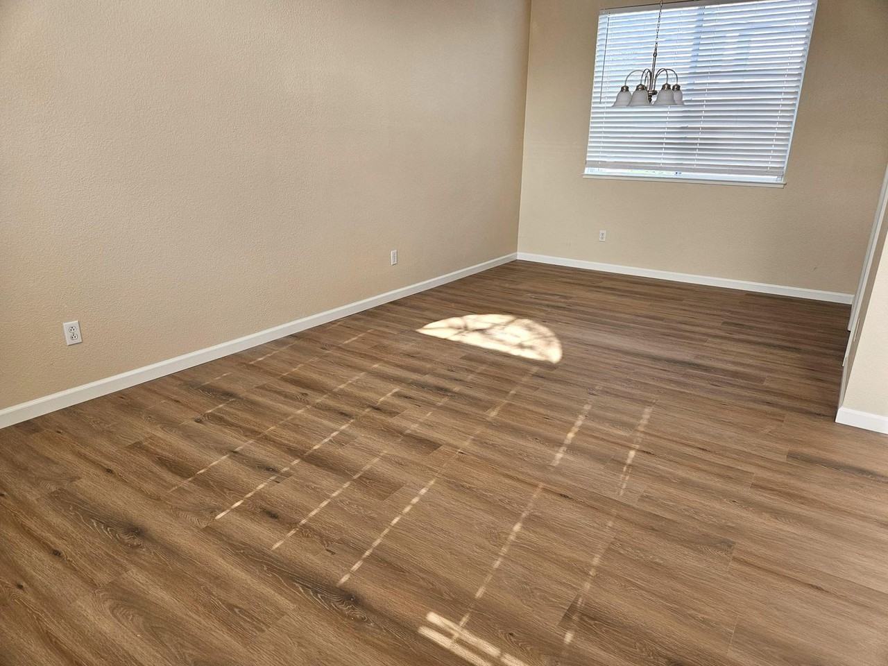 1715 Mount Silliman Way - Photo 4 of 19