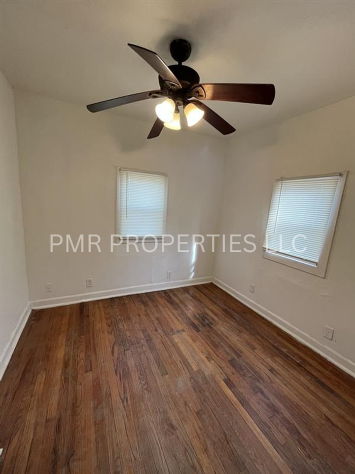 1506 5th Ave #1-2 - Photo 5 of 7