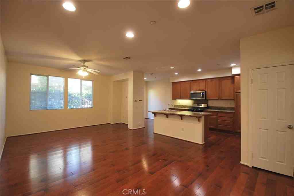 25209 Bishop Ct #25209 - Photo 2 of 19