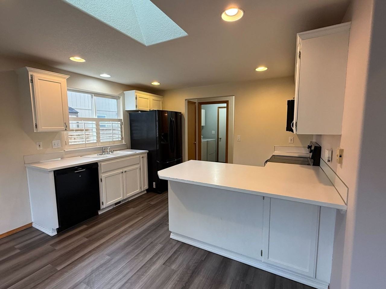 112 Nw 147th St - Photo 4 of 15