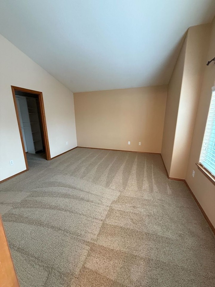 112 Nw 147th St - Photo 7 of 15