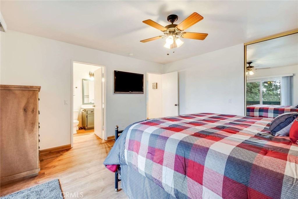 513 W Victoria Ct #513 - Photo 3 of 39