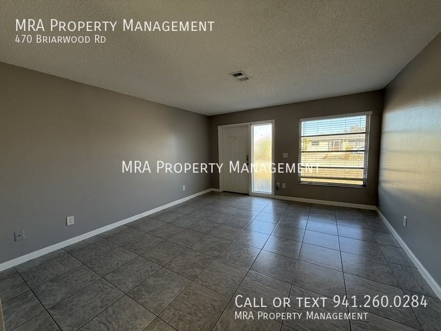 470 Briarwood Rd - Photo 3 of 15