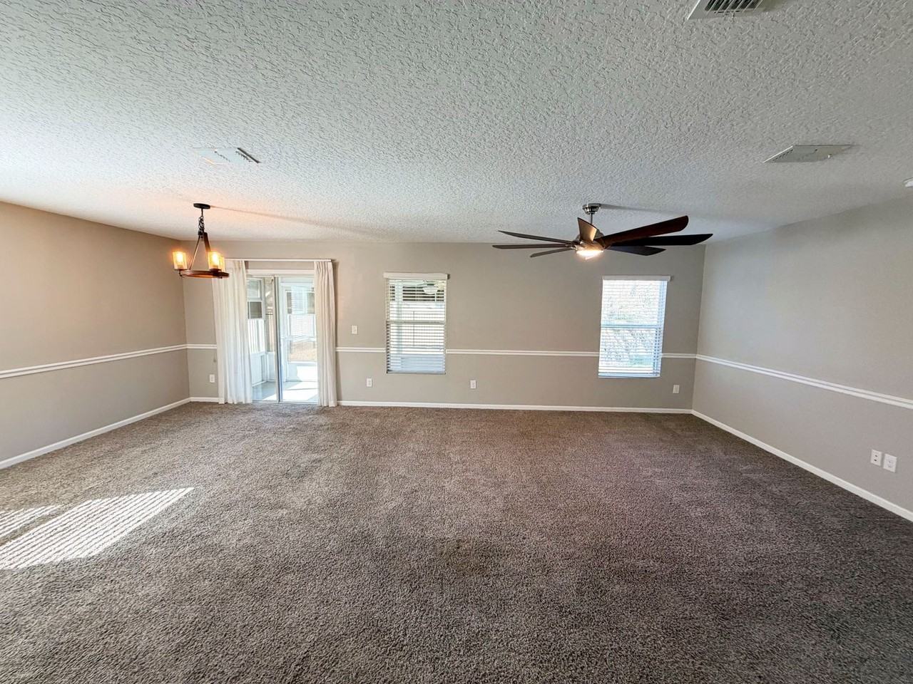 125 Fairway Ct - Photo 5 of 19