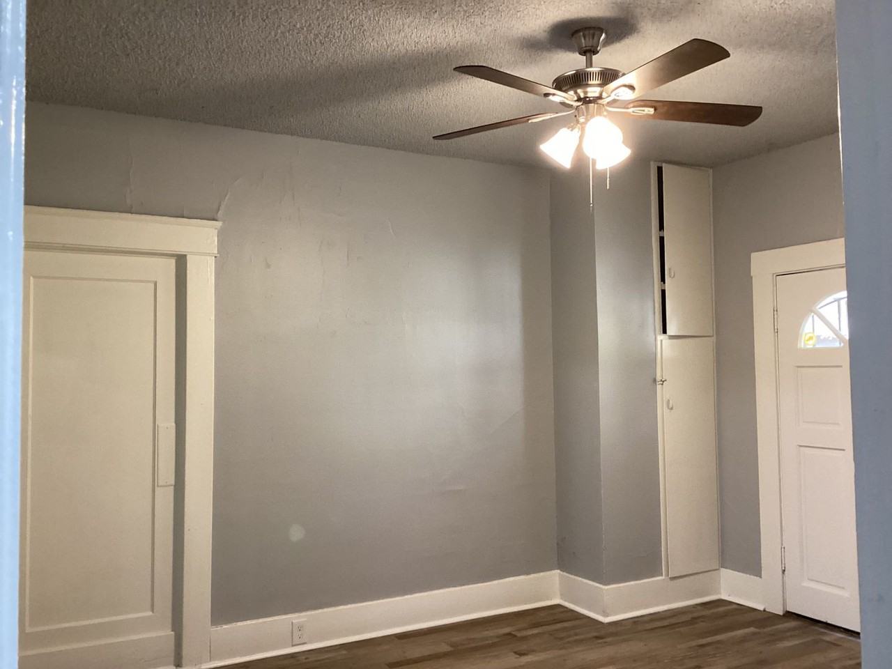 1530 1530 - 1532 N. Safford Ave - Photo 6 of 25