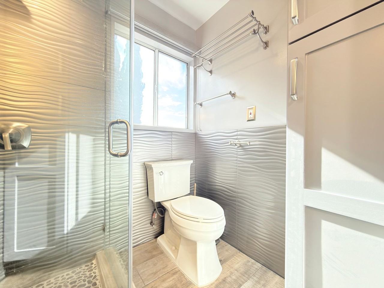 341 Marie Ave - Photo 6 of 13