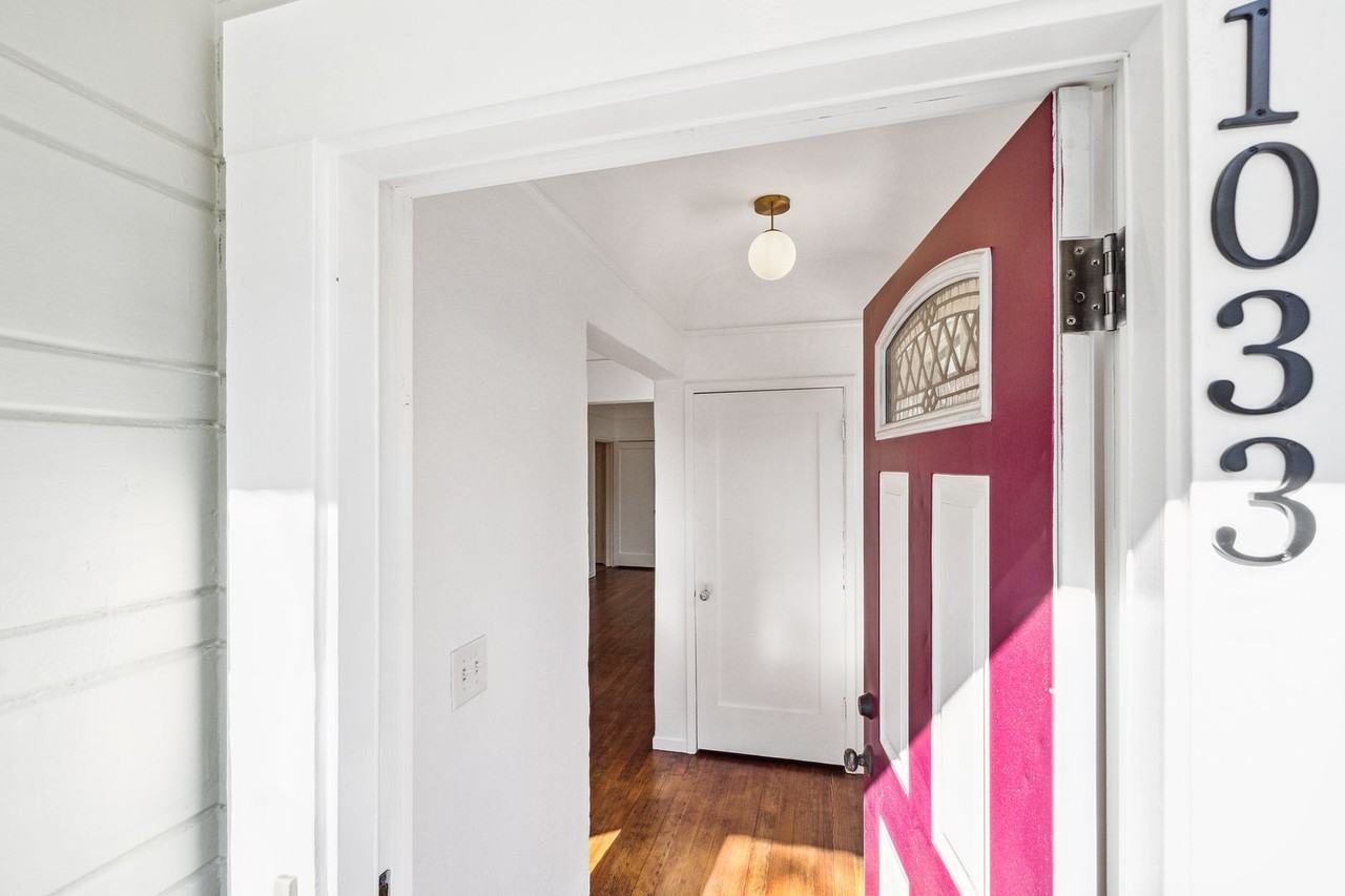 1033 Central Ave - Photo 3 of 31