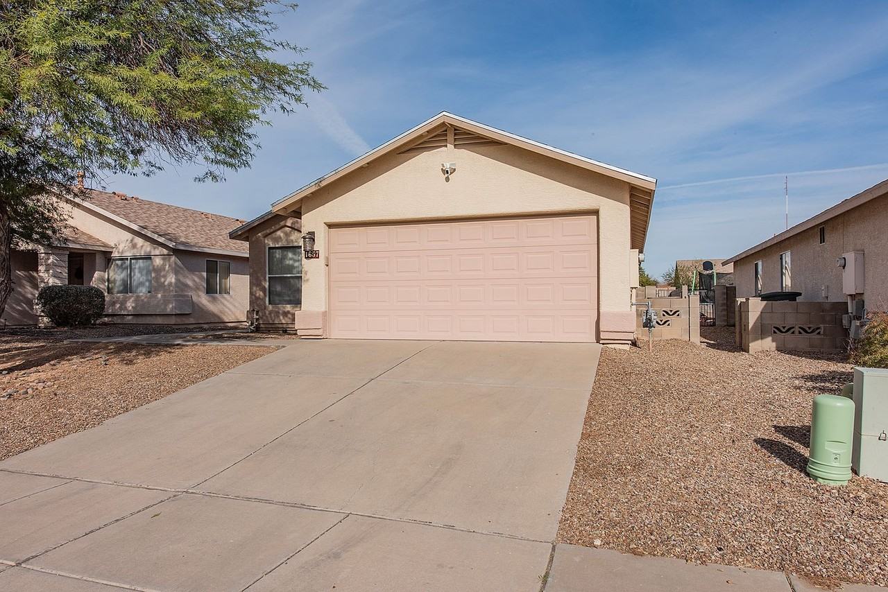 1657 E Saint Ferdinand Pl - Photo 2 of 29