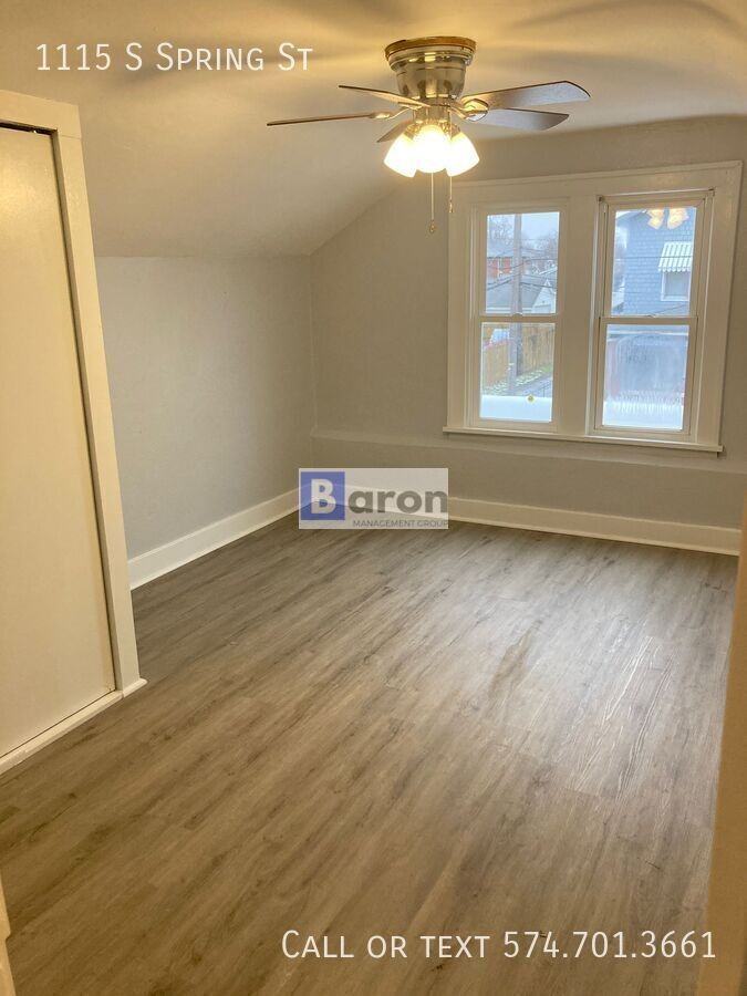 1115 S Spring St - Photo 5 of 11