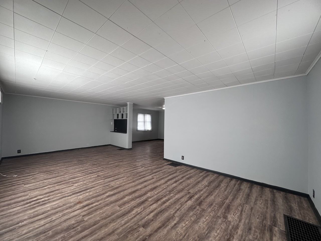 1018 Chandler St - Photo 7 of 17