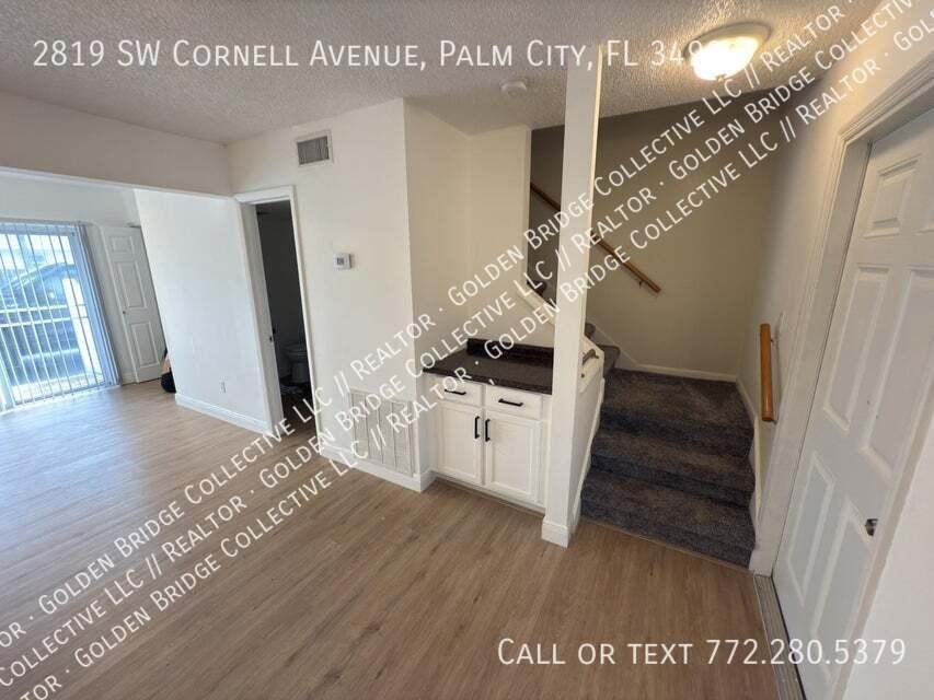 2819 Sw Cornell Ave - Photo 4 of 10