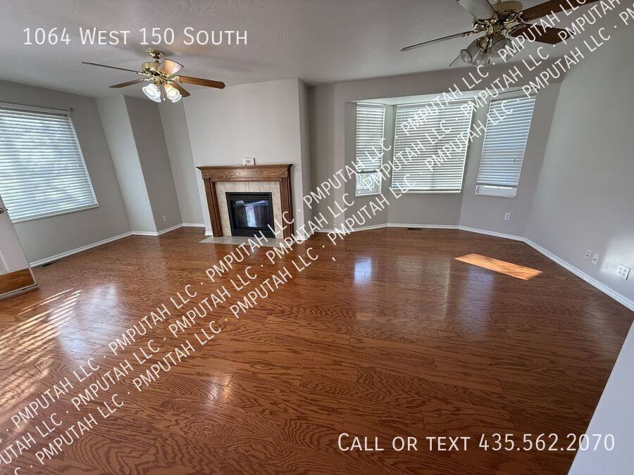 1064 W 150 S - Photo 4 of 28