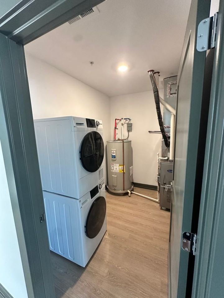 Ivy Lofts Annex - Photo 4 of 5