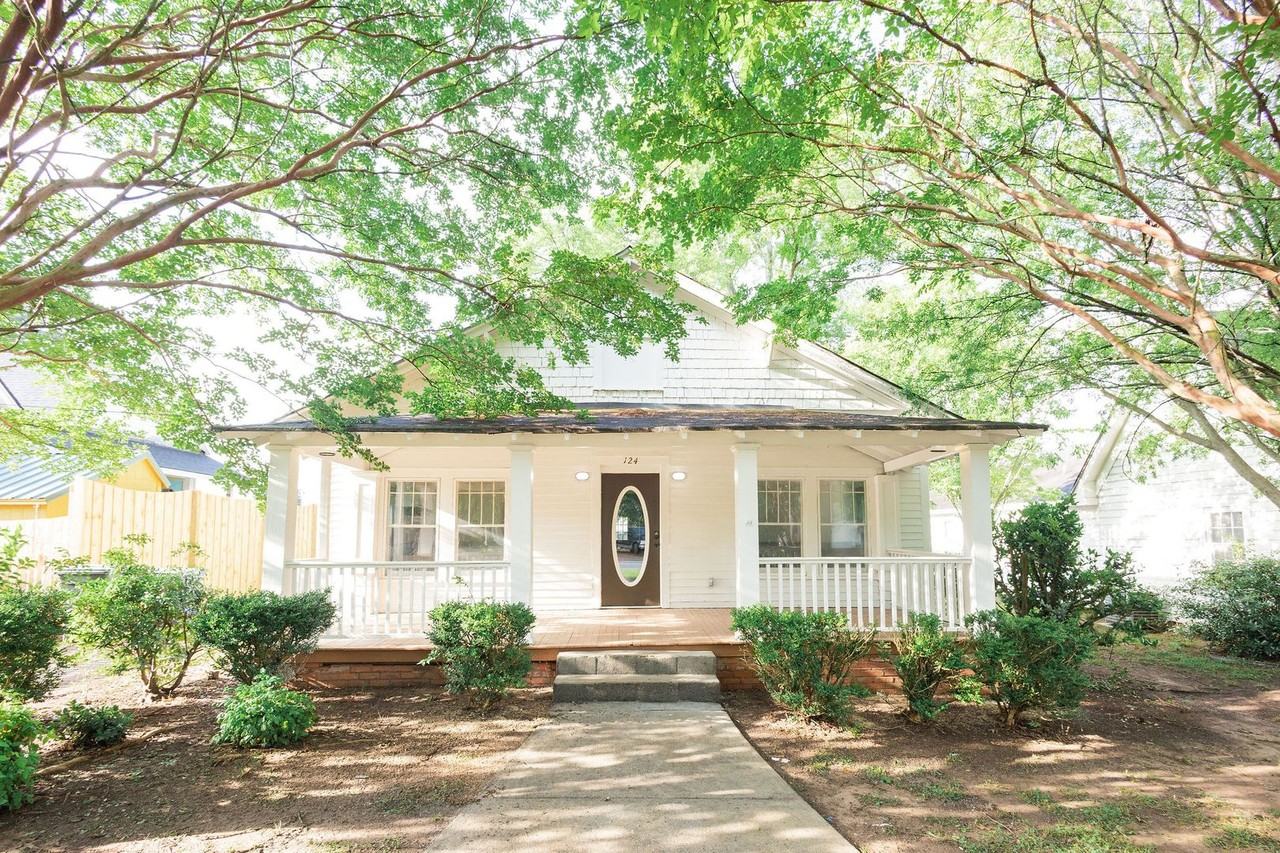 124 E Chappell St - Photo 2 of 50