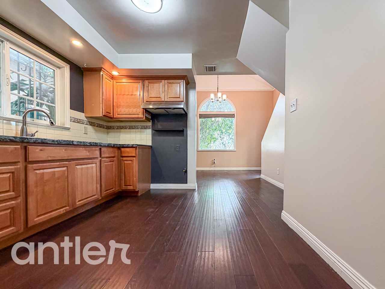 5935 Willoughby Ave #5935 - Photo 6 of 16