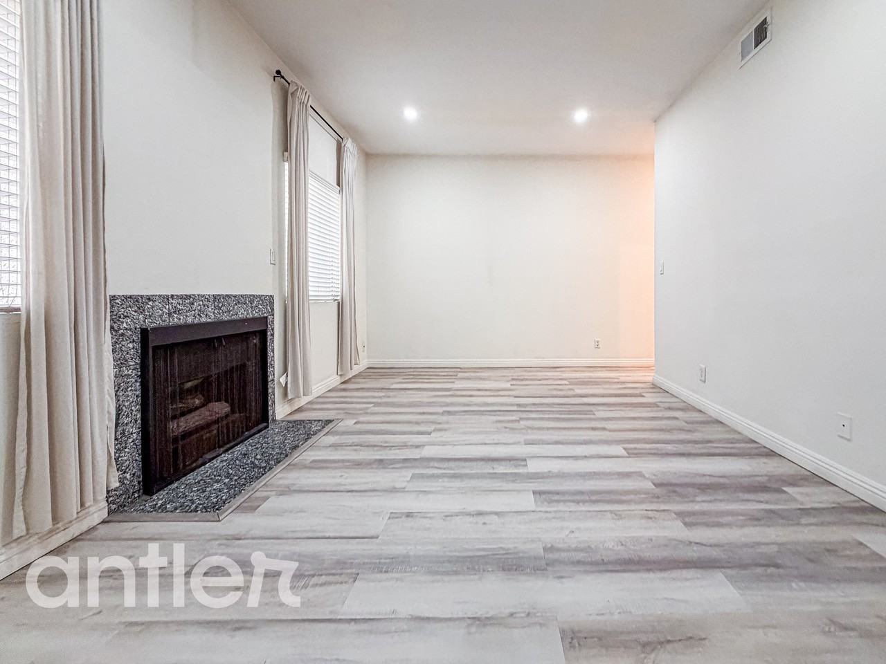 11933 Goshen Ave #103