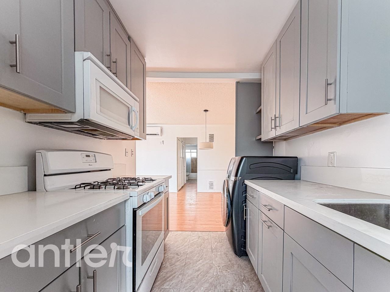 7959 Romaine St #6 - Photo 6 of 17