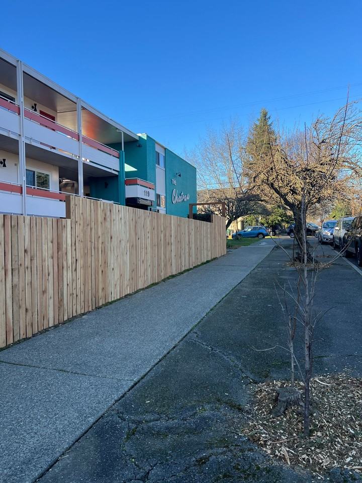 The Chateau Apartments - Photo 5 of 5