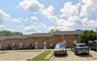 featured image of 2031 Scenic Dr Nw