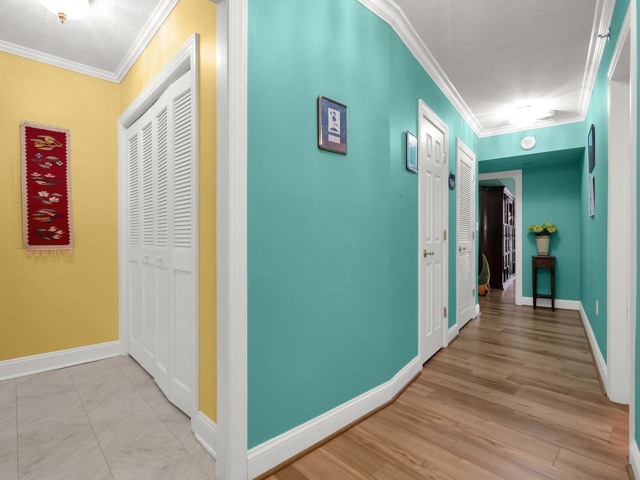 1300 Crystal Dr - Photo 5 of 44