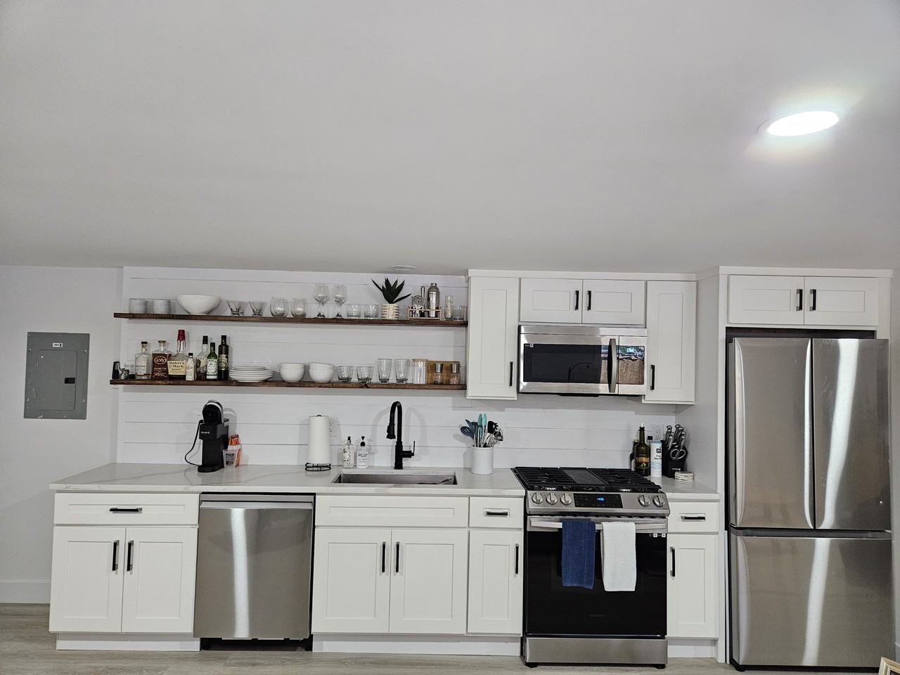 90 Shrewsbury Ave #NA - Photo 3 of 18