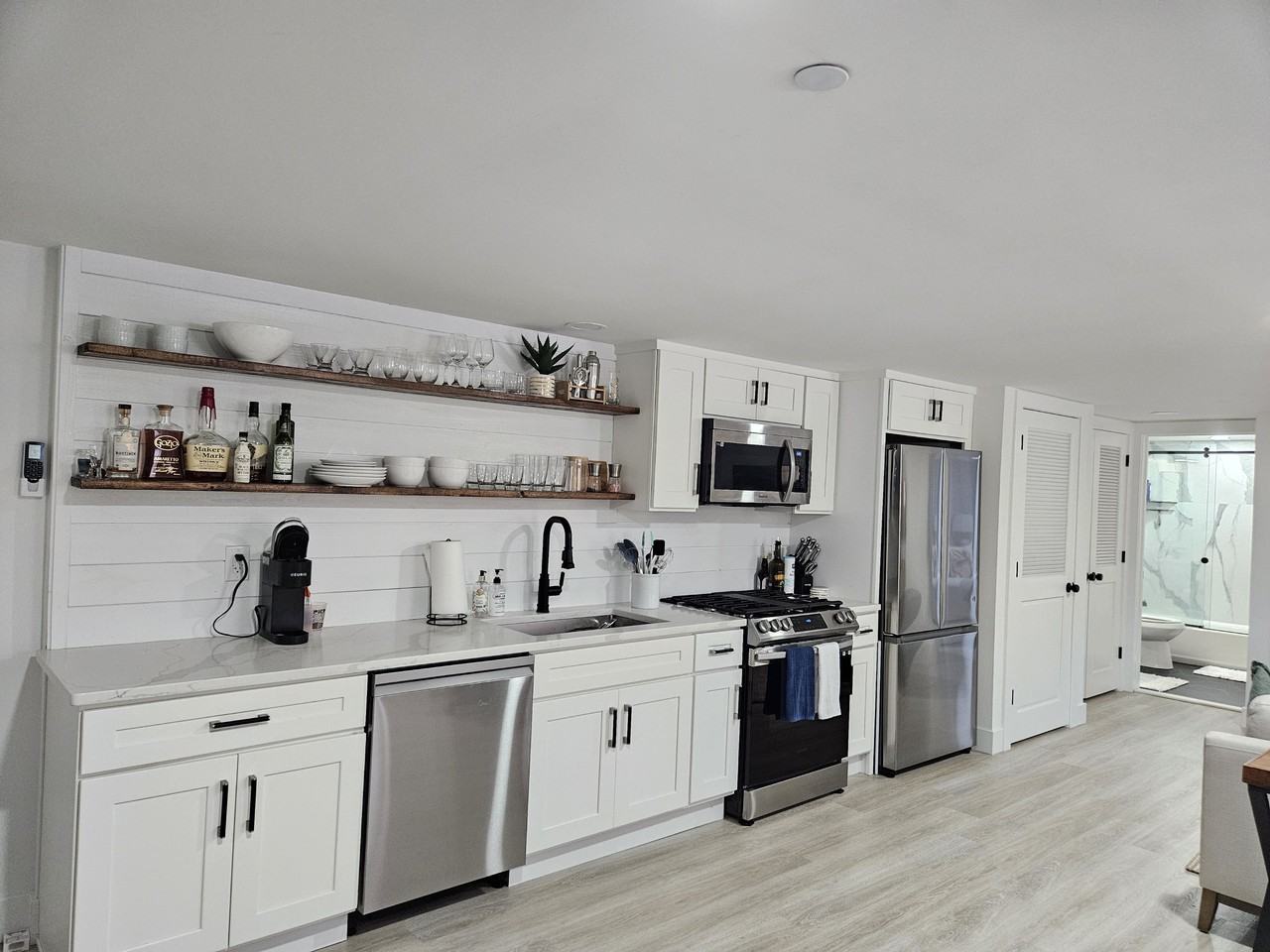 90 Shrewsbury Ave #NA - Photo 5 of 18