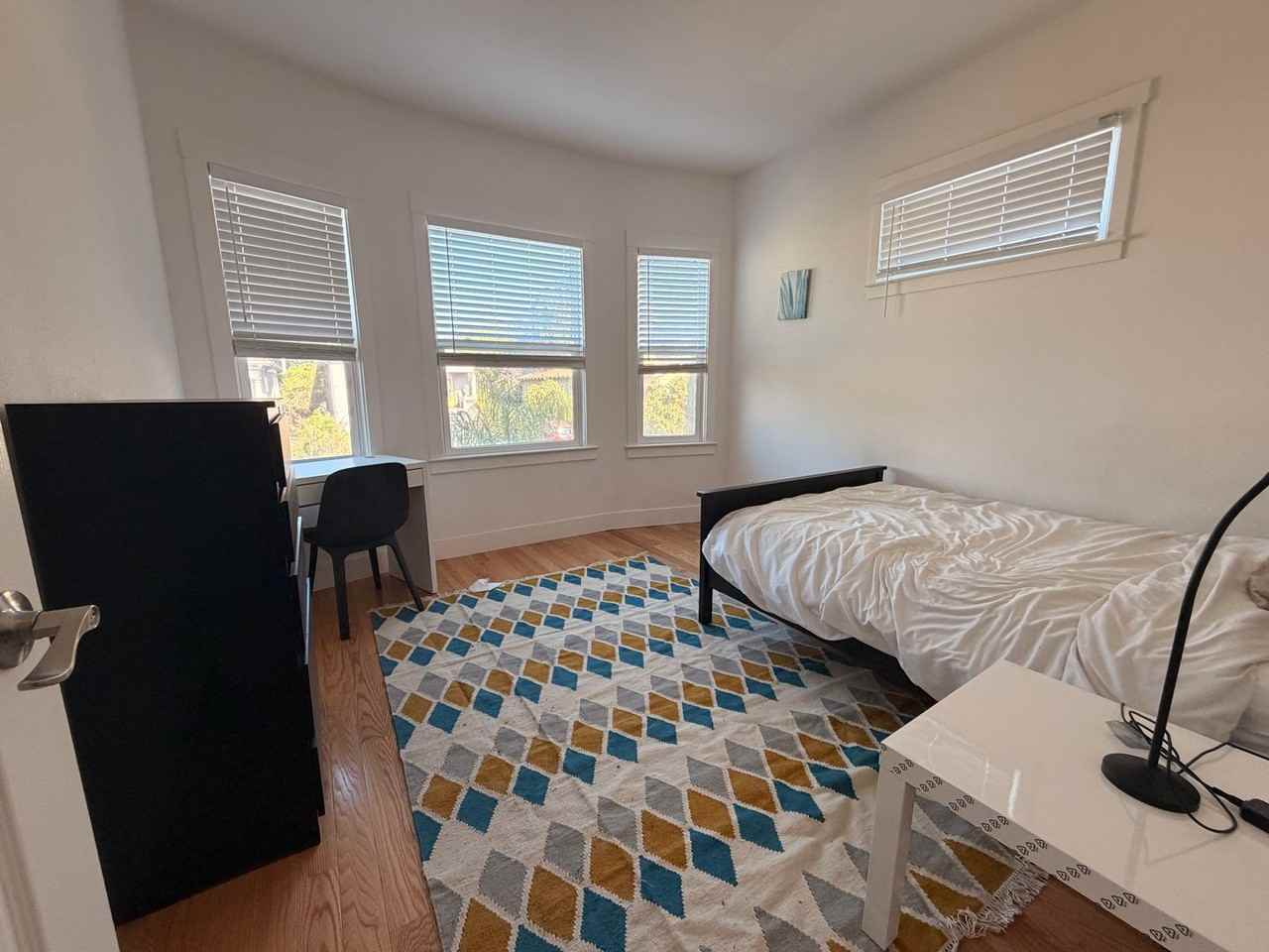 1628 Tyler St - Photo 2 of 7