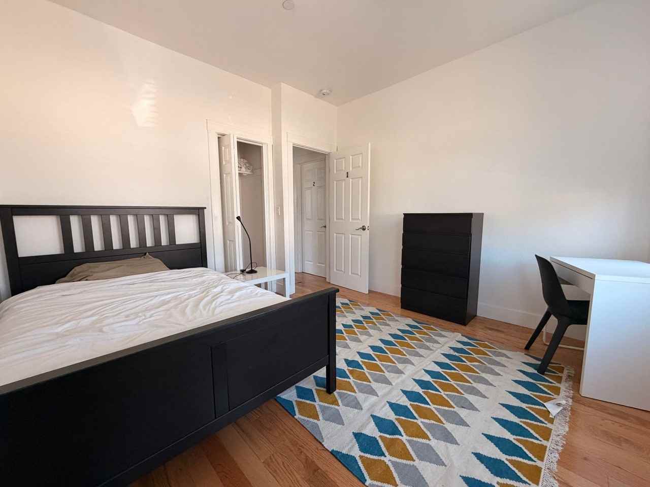 1628 Tyler St - Photo 3 of 7