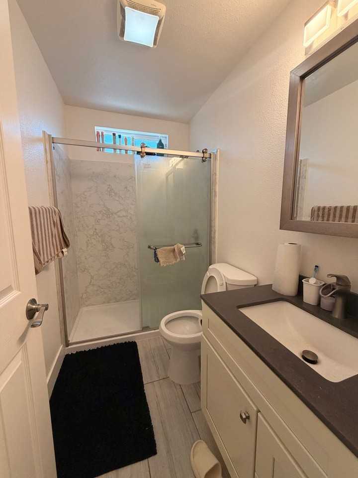 1628 Tyler St - Photo 6 of 7